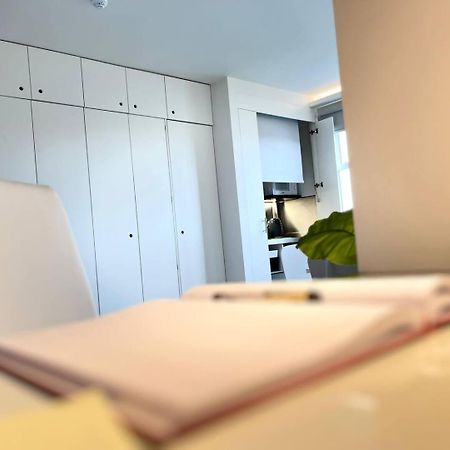 Apt 12 Luxury Living Chic Studio Steps From Beach Brighton Eksteriør billede