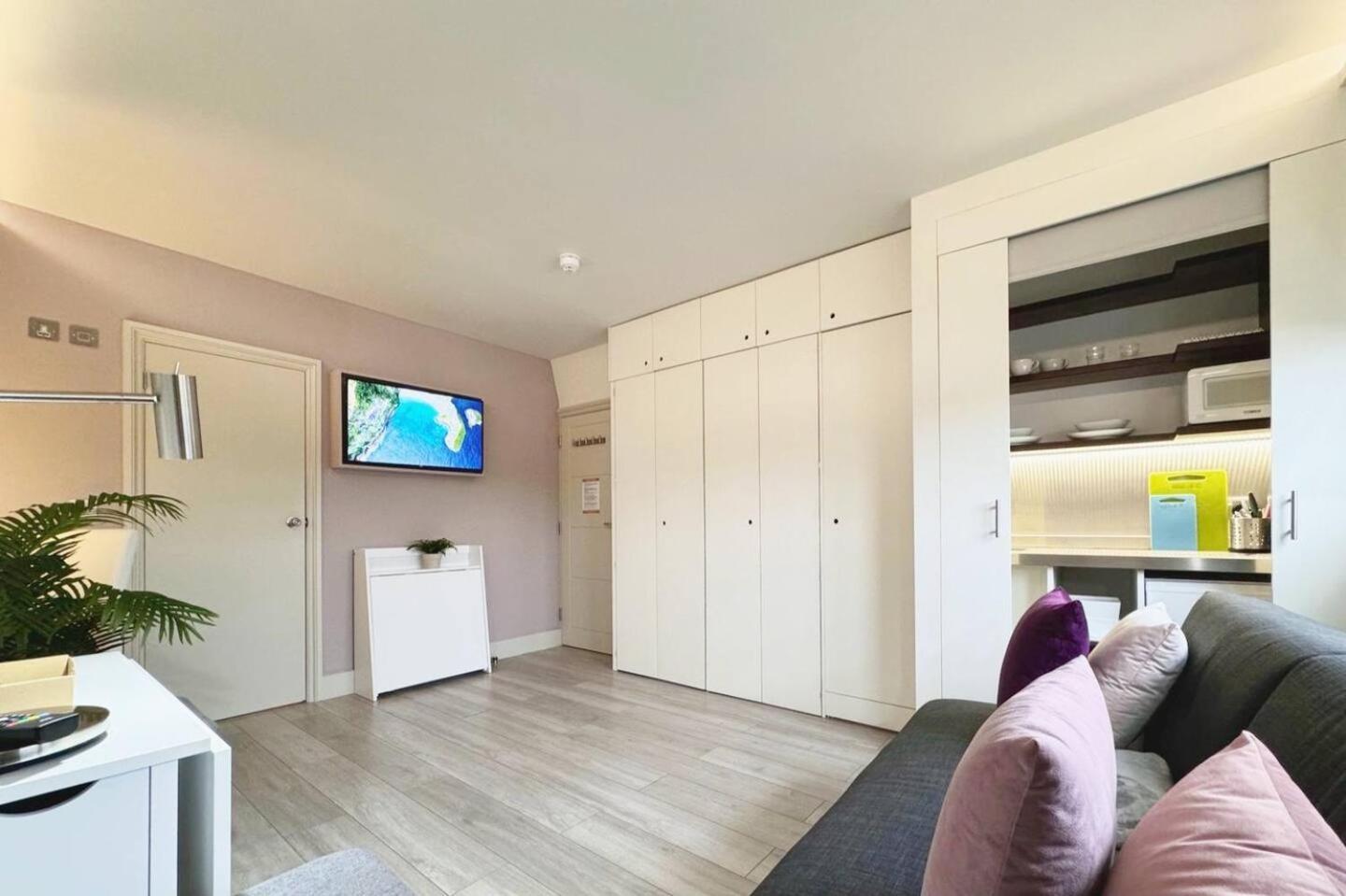 Apt 12 Luxury Living Chic Studio Steps From Beach Brighton Eksteriør billede