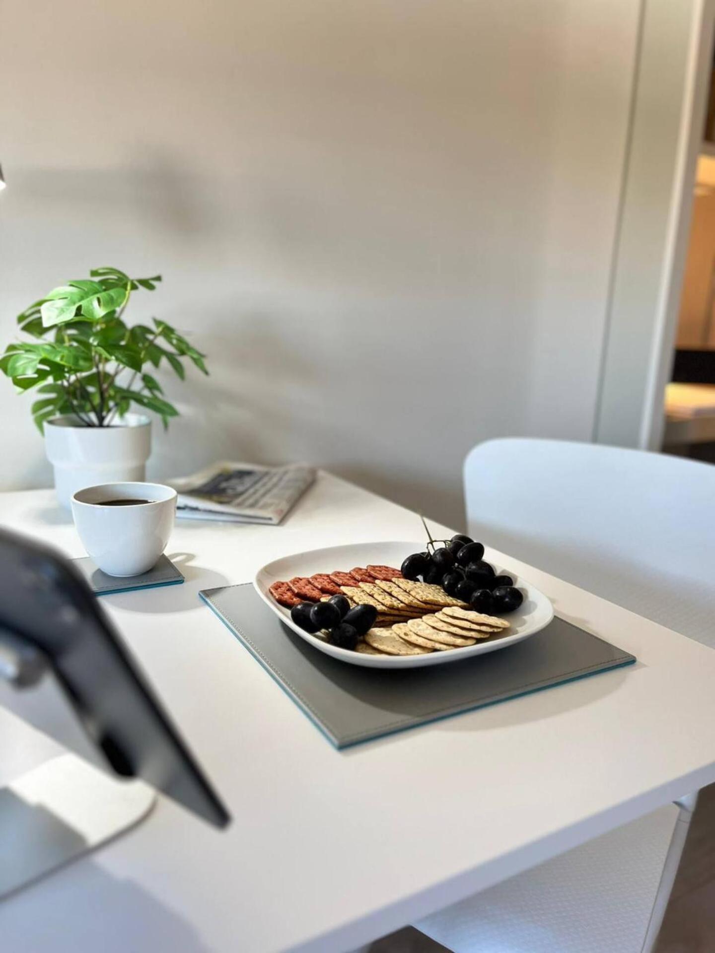 Apt 12 Luxury Living Chic Studio Steps From Beach Brighton Eksteriør billede