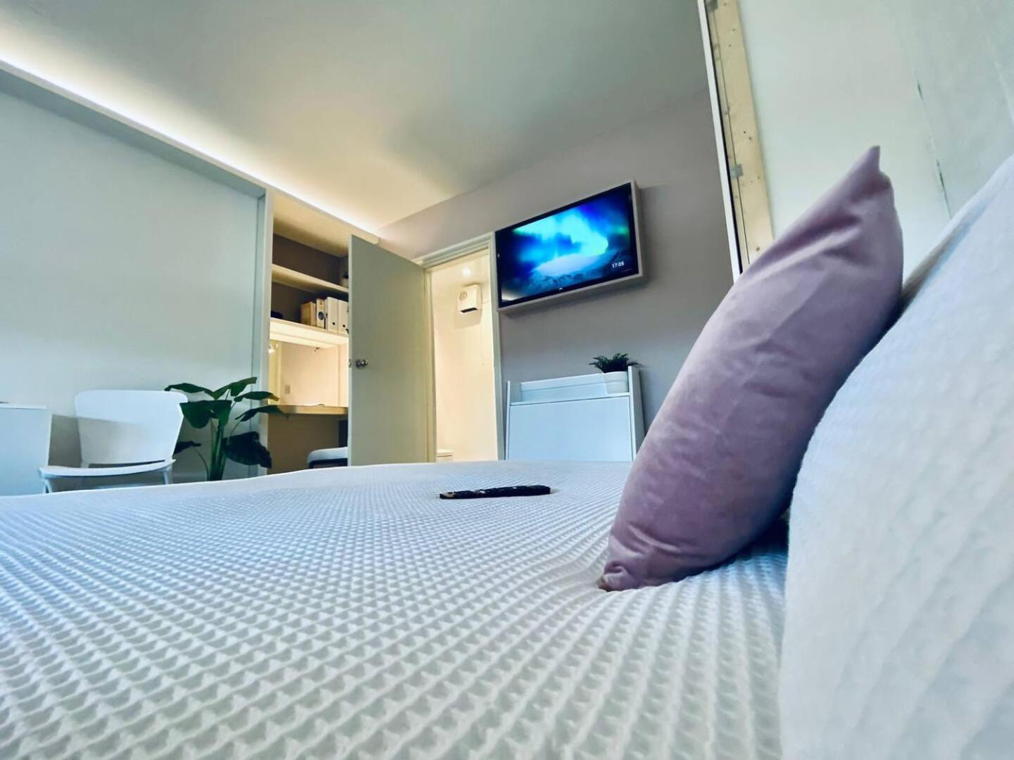 Apt 12 Luxury Living Chic Studio Steps From Beach Brighton Eksteriør billede